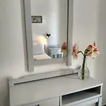 Galaxy Apartment Alikí