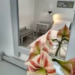 Galaxy Apartment *